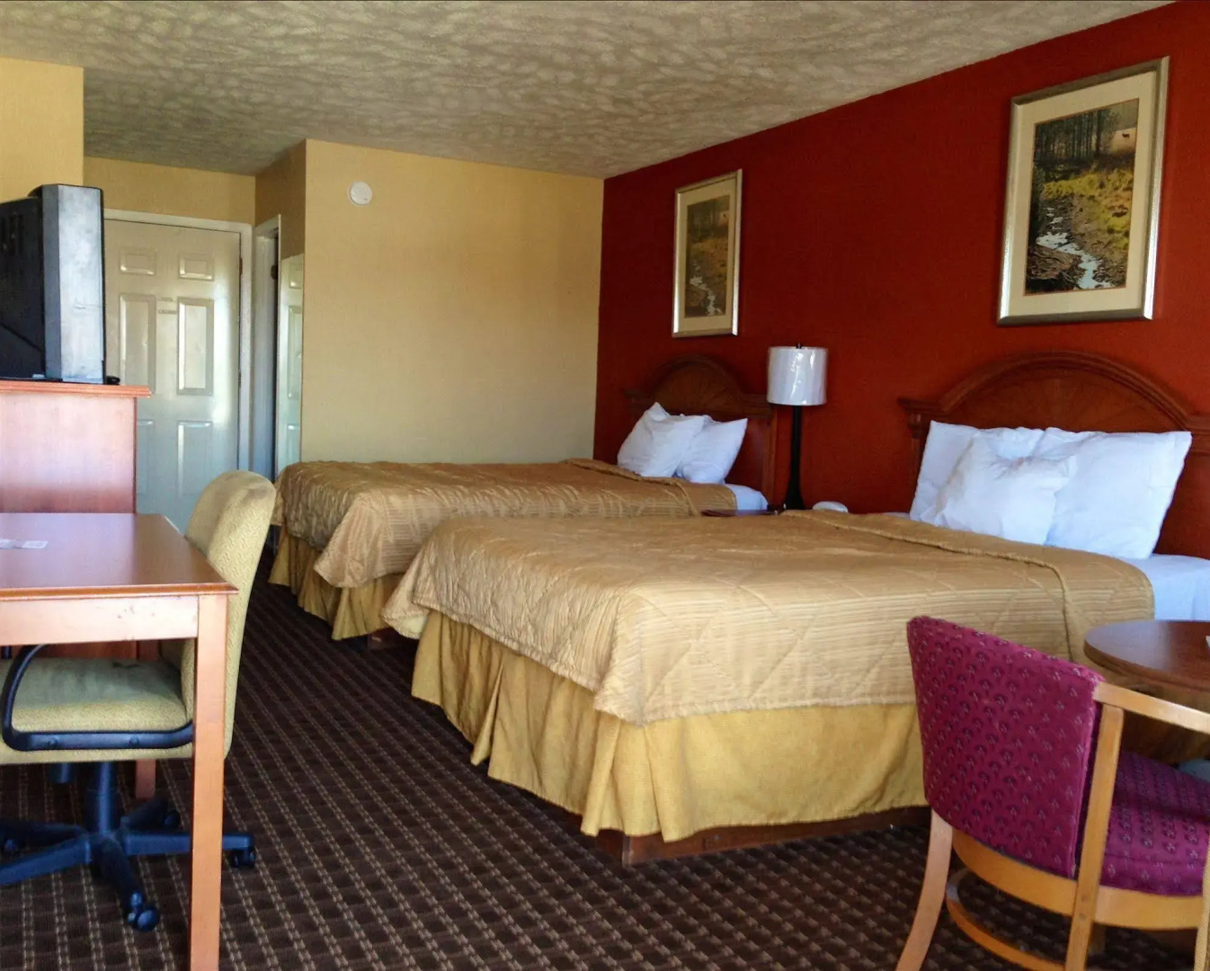 Econo Lodge Sevierville-Pigeon Forge on the River