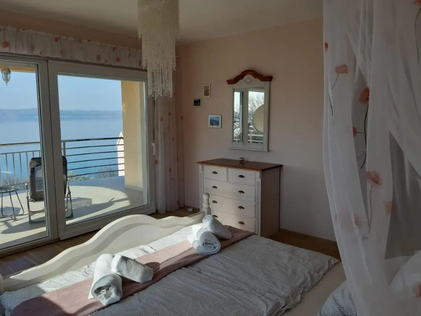 Villa Mebelle mit Meerblick