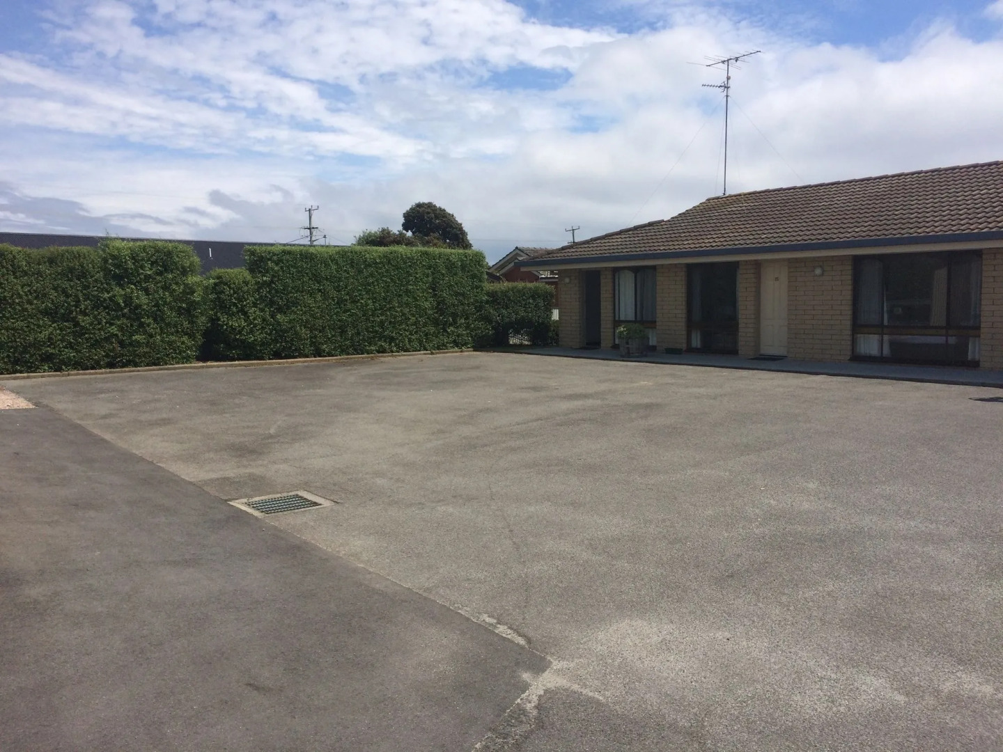 Bass and Flinders Motor Inn