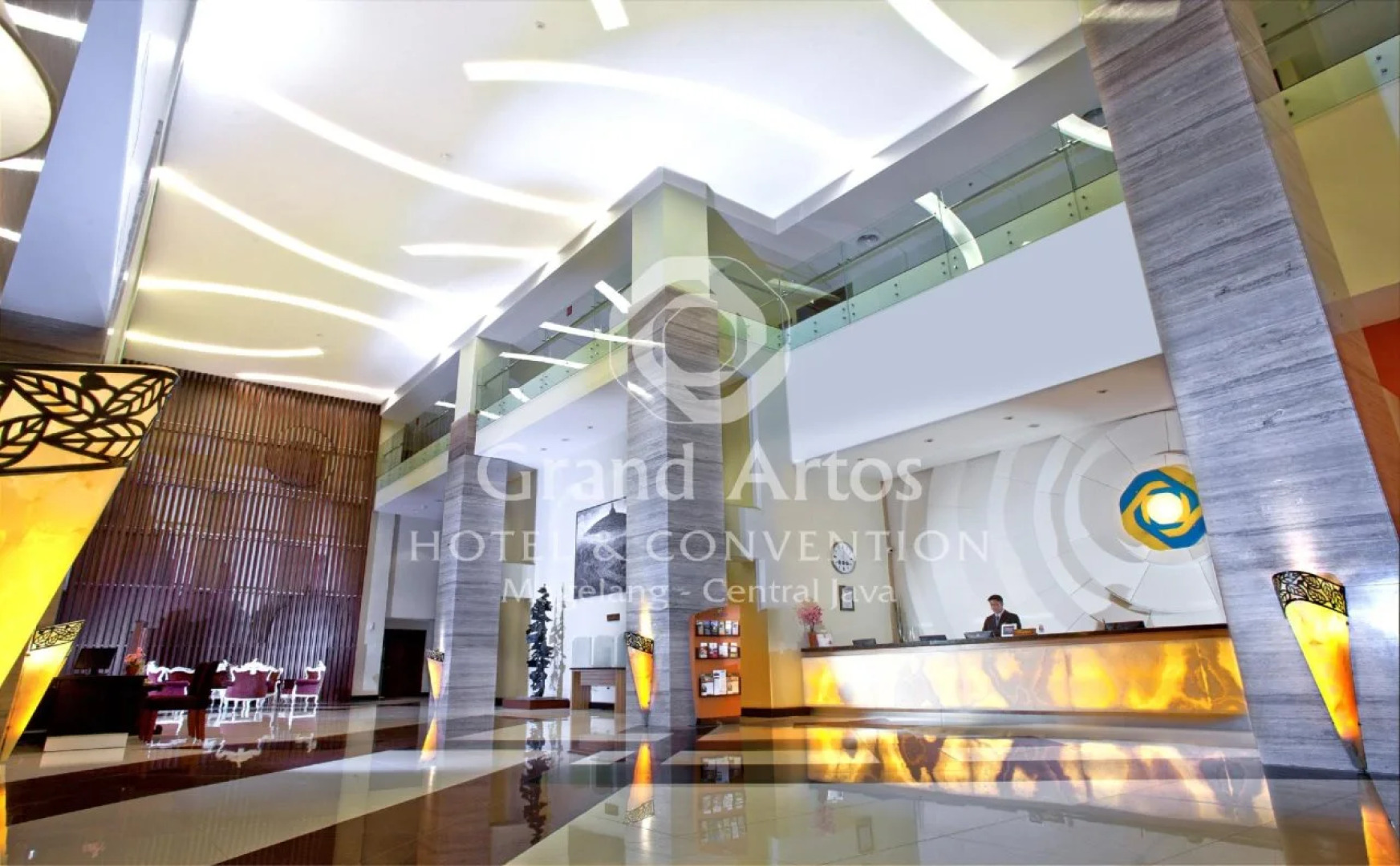 Grand Artos Aerowisata Hotel & Convention
