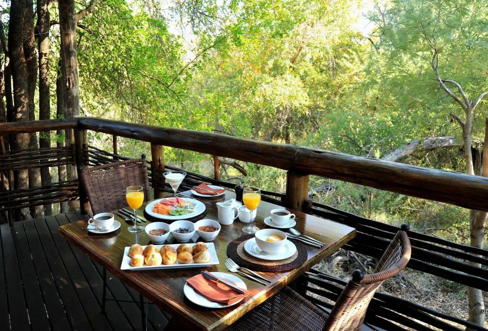 aha Thakadu River Camp