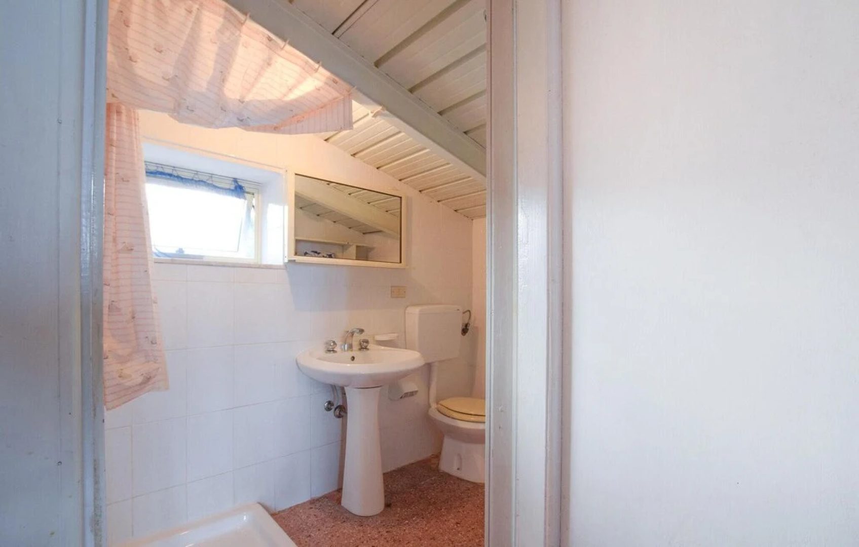 Amazing Apartment in Marina di Caronia With 1 Bedrooms and Wifi