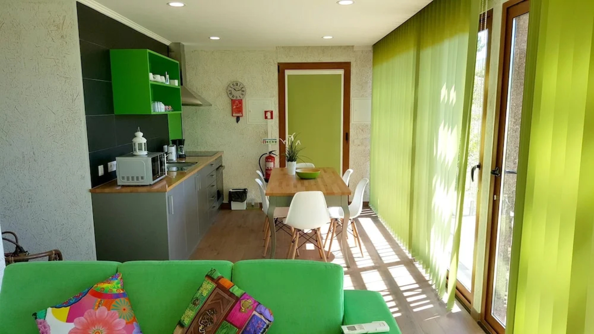 Bungalow With 2 Bedrooms in Furtado, With Wonderful Mountain View, Poo