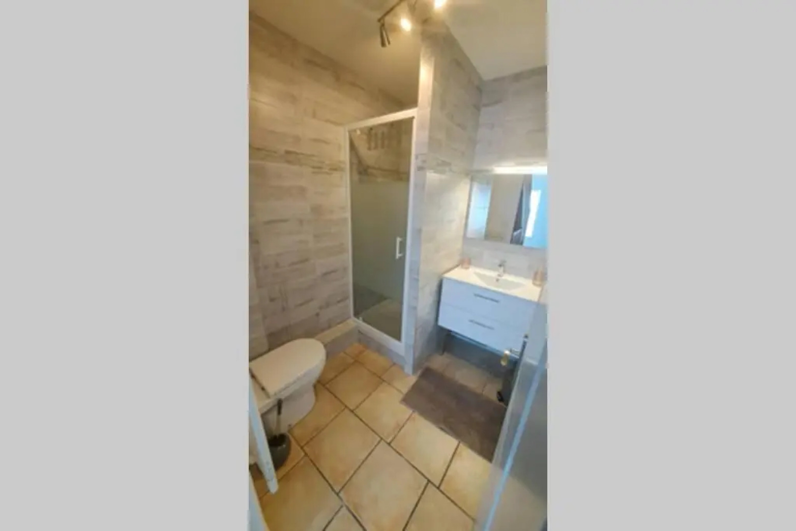 Agreable et moderne appartement Toul centre