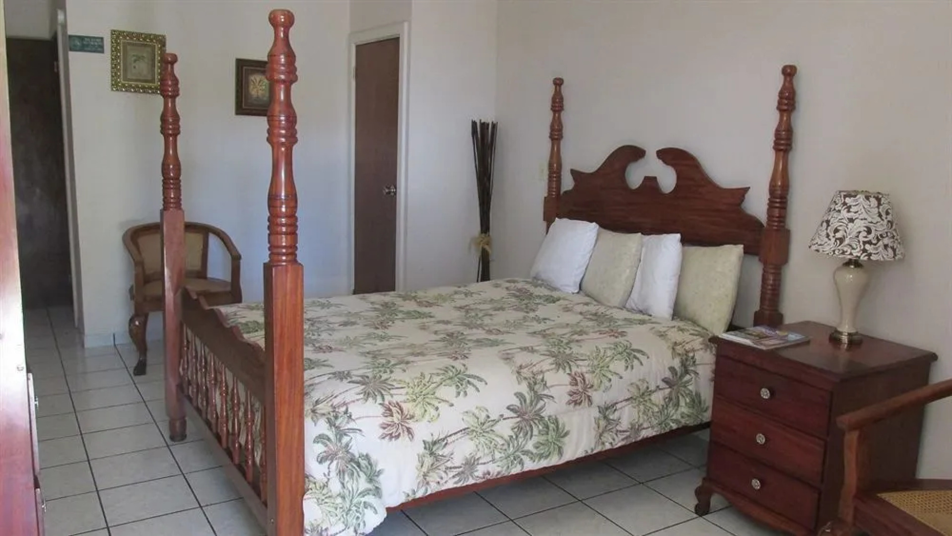 Grand Bahía Ocean View Hotel