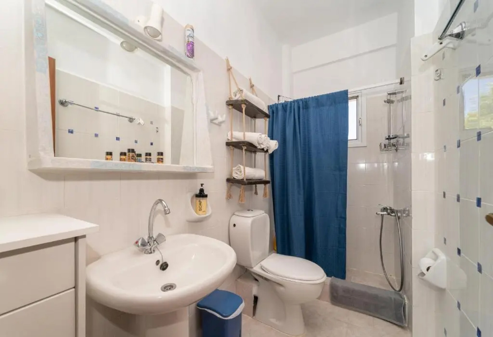 Blue Houses Apartments