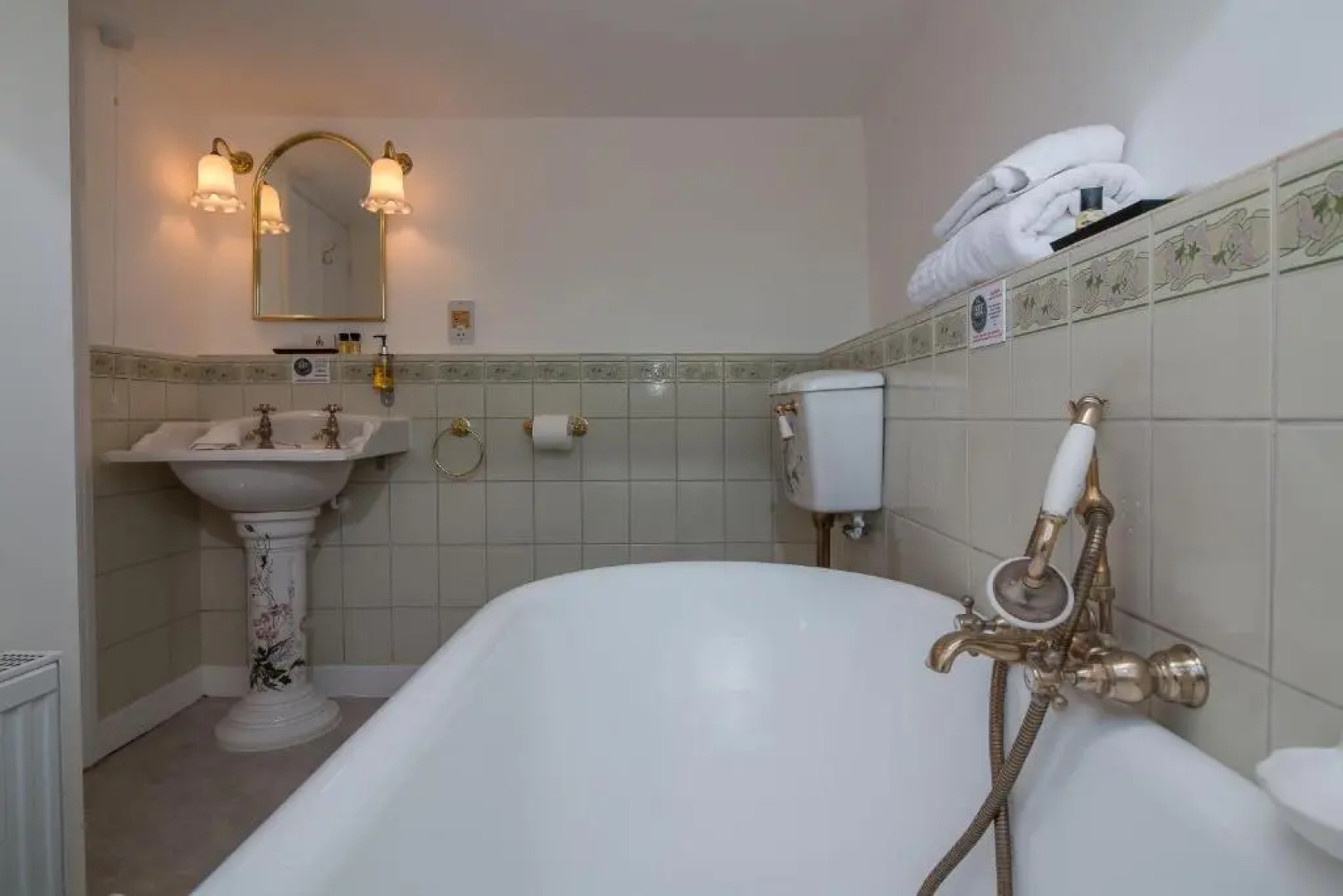 The Lynch Country House