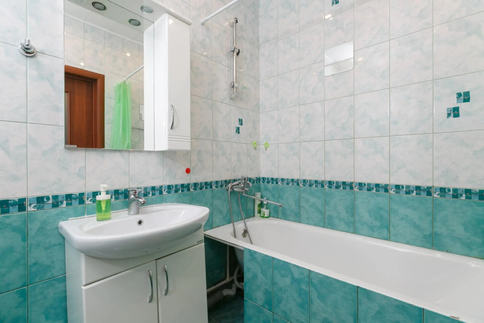 LiderHouse (ЛидерХаус) на улице Бориса Богаткова