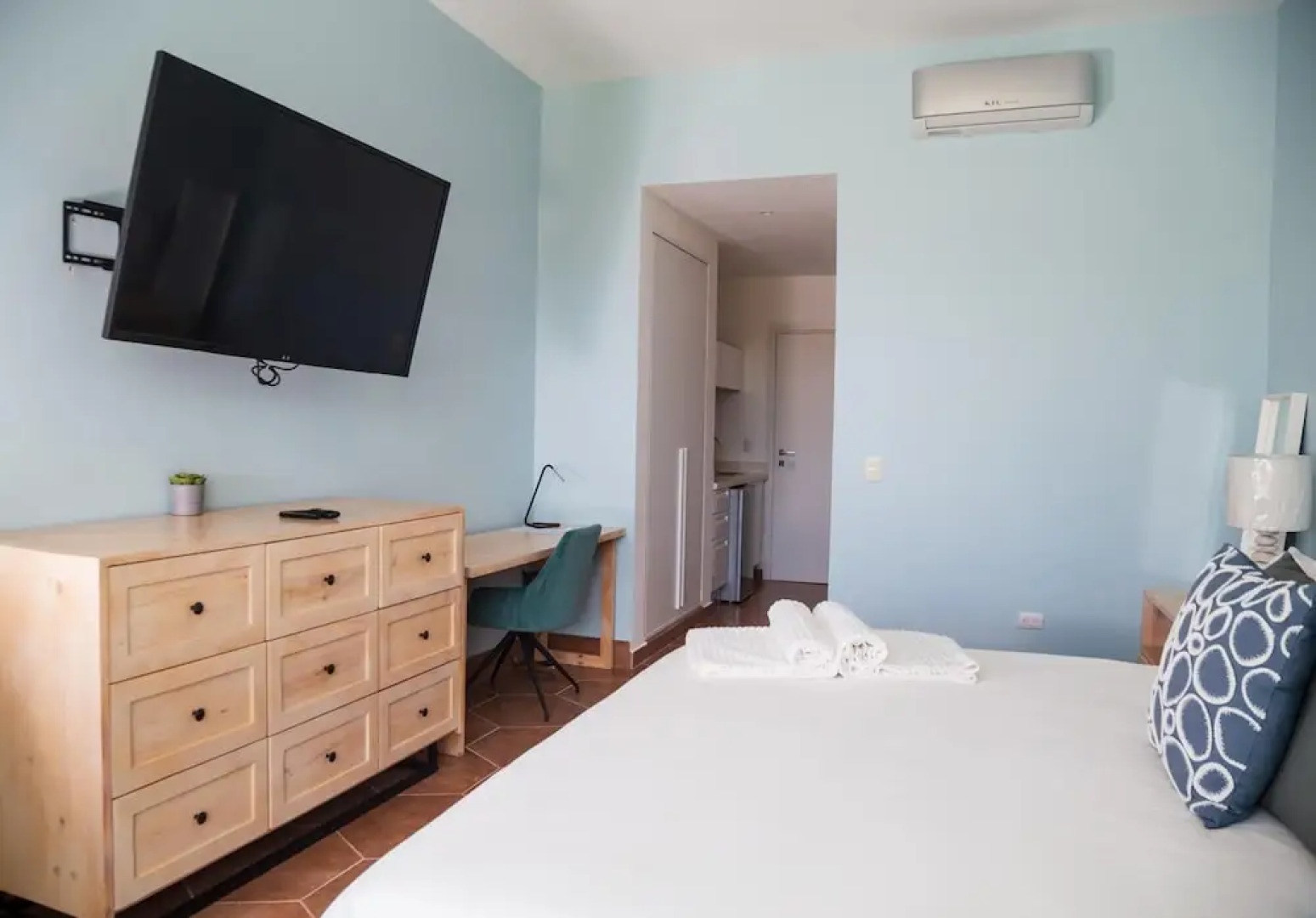 Playa Bonita Apartment at Lake View 32B