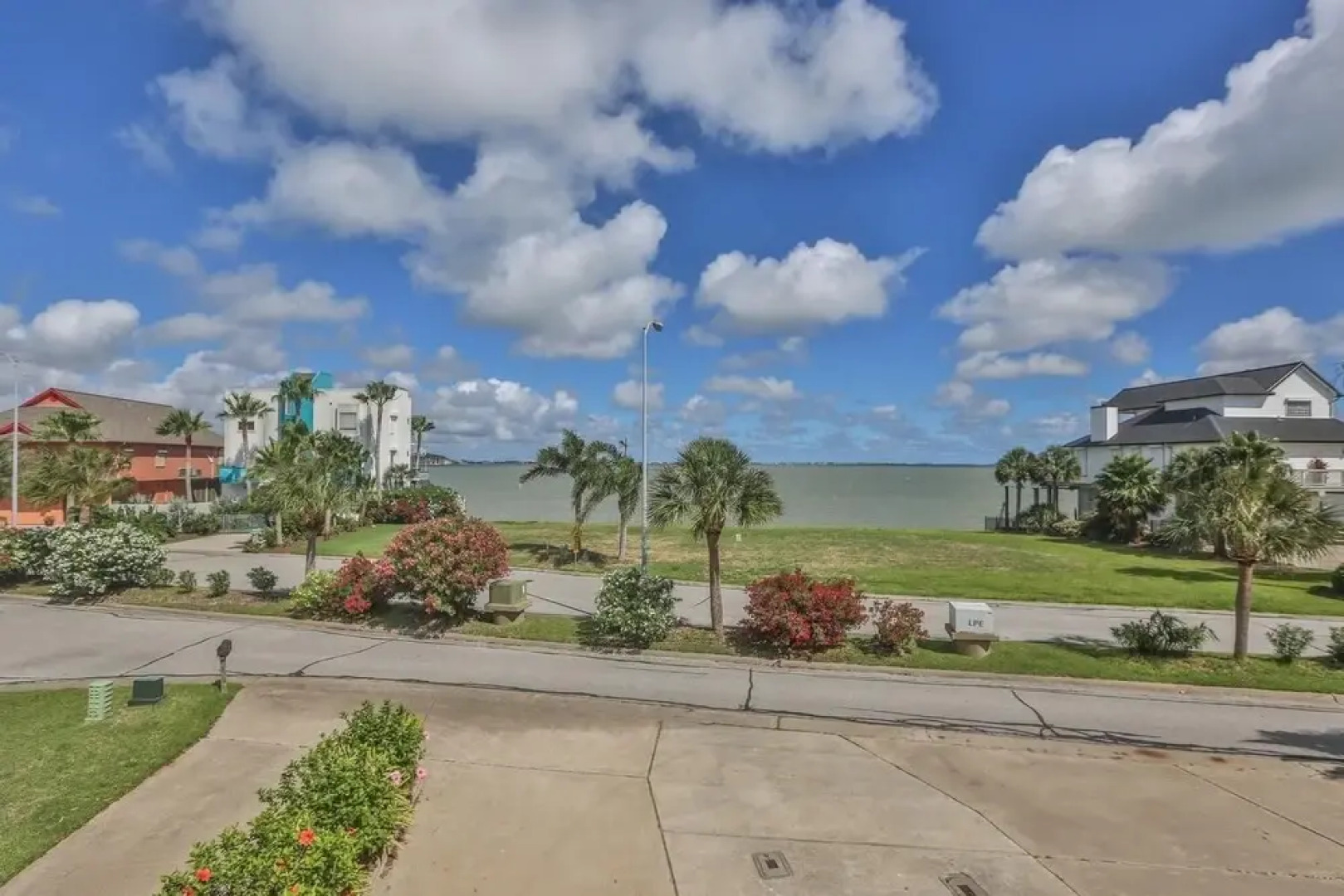 Tropical Oasis In Beautiful Galveston-tiki Island 3 Bedroom Home by Redawning
