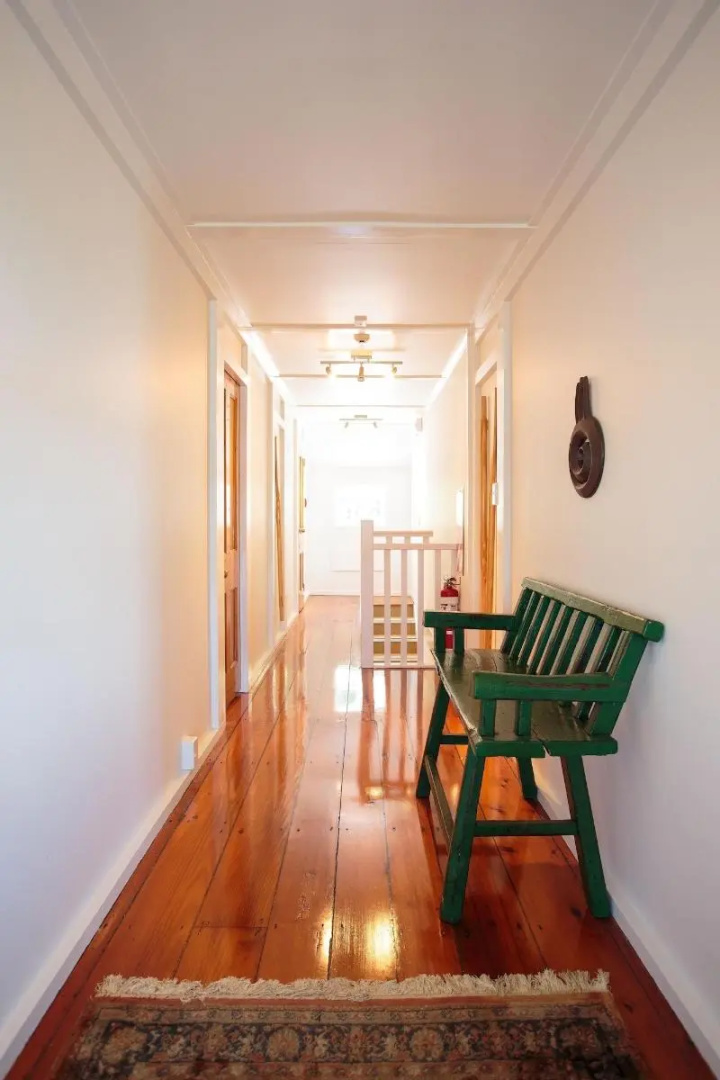 The Old Oak Boutique Hotel