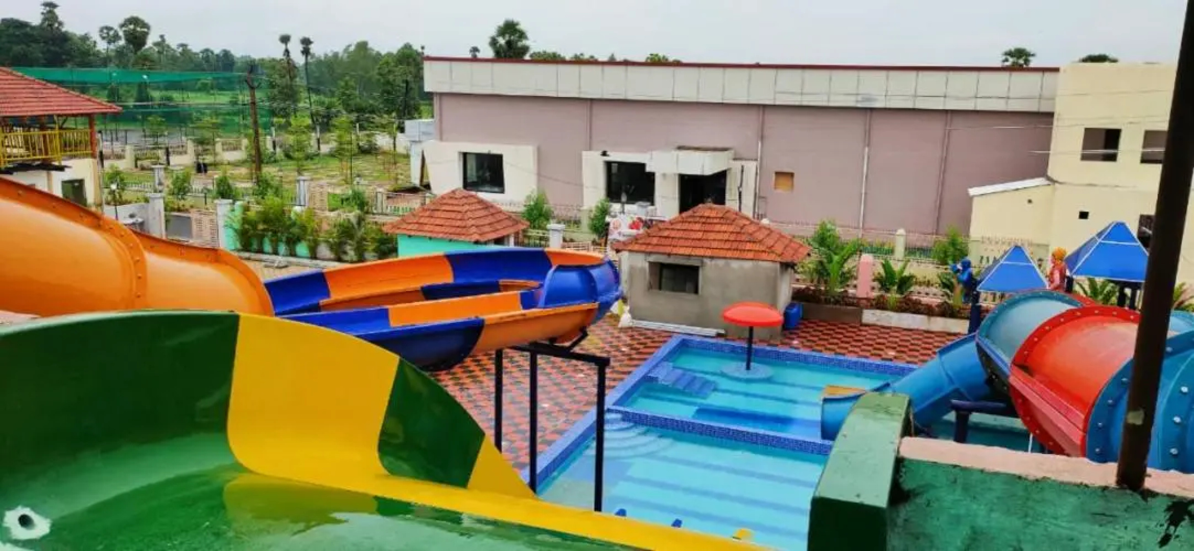 Siriki Resorts