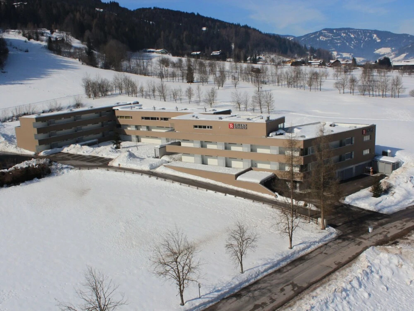 Familiensuite mit Bergblick H Ggen