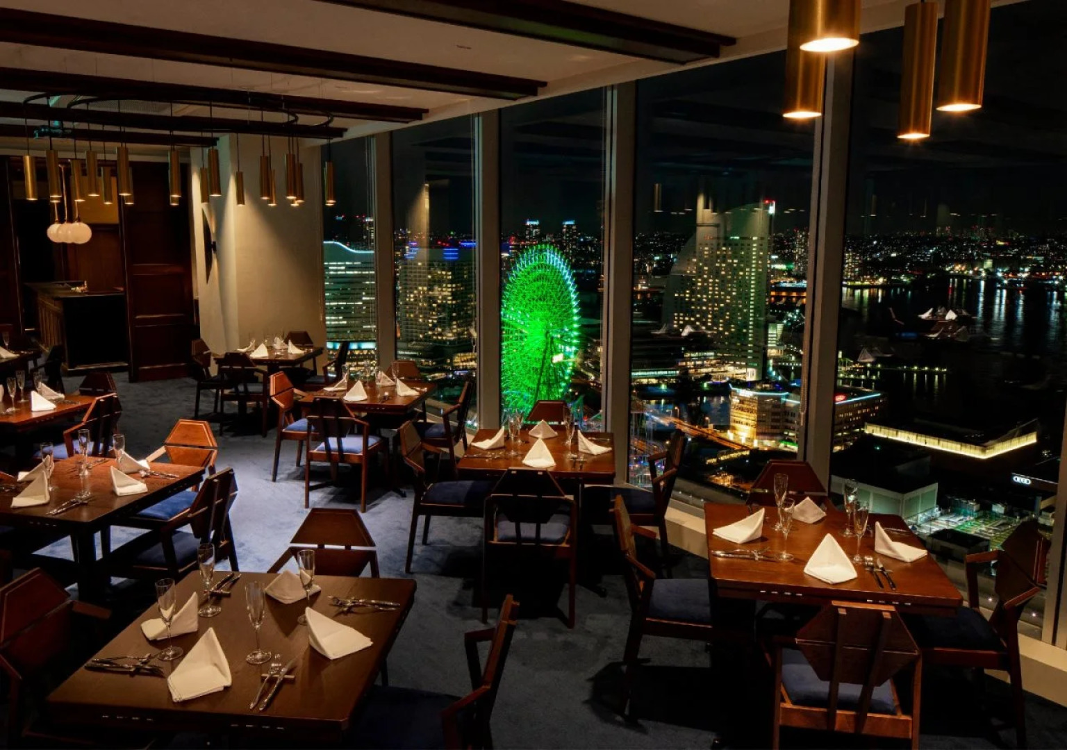 Отель APA Hotel ＆ Resort Yokohama Bay Tower