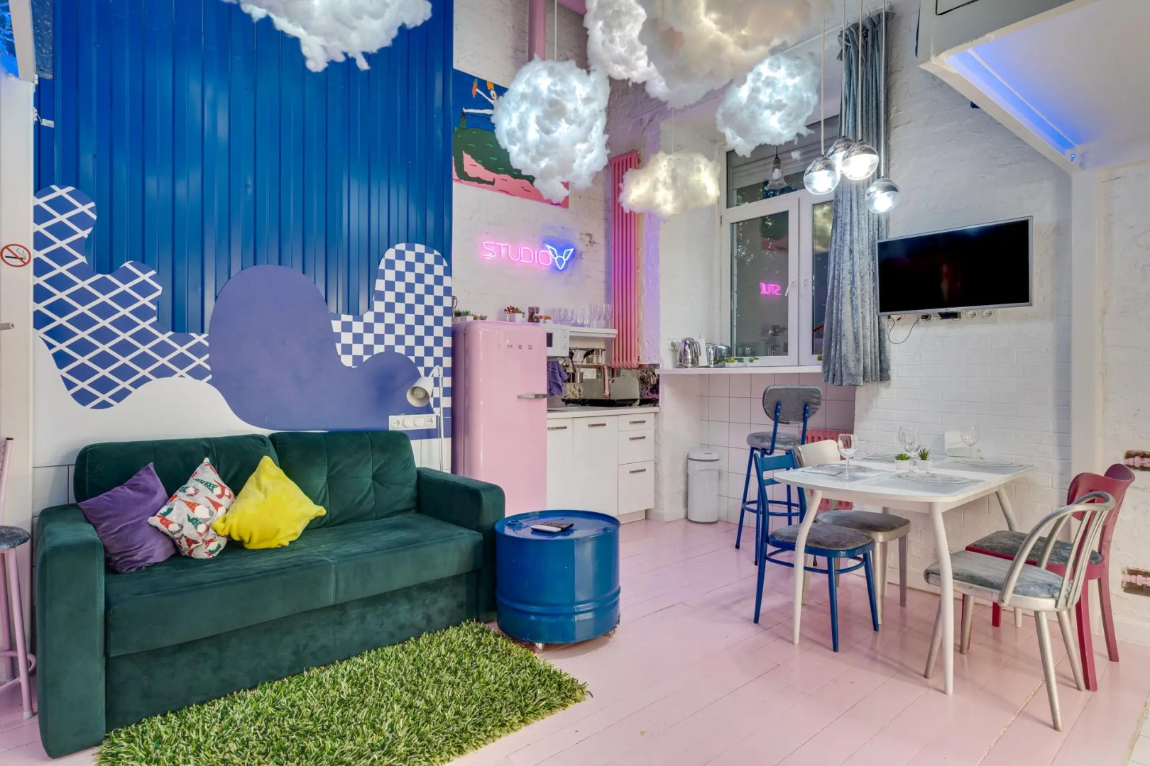Studio V Moscow (Студио Ви)