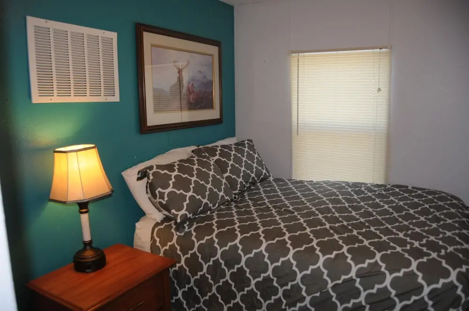 Yellowstone Motel - Adults Only