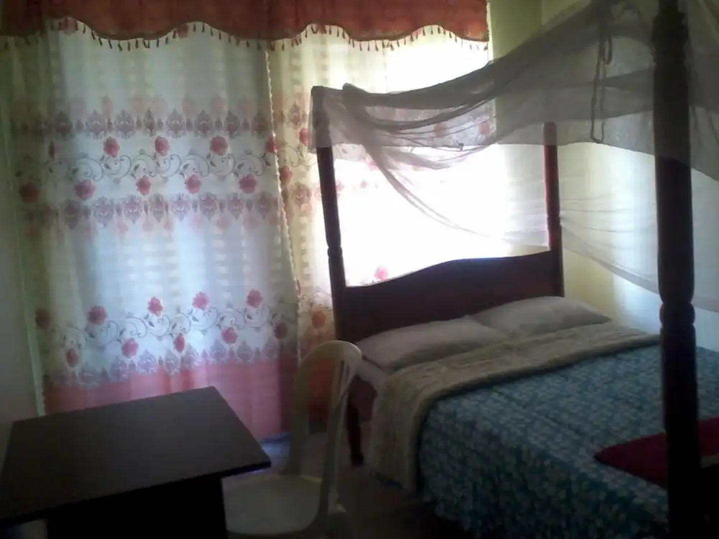 Georgies Harvest Motel