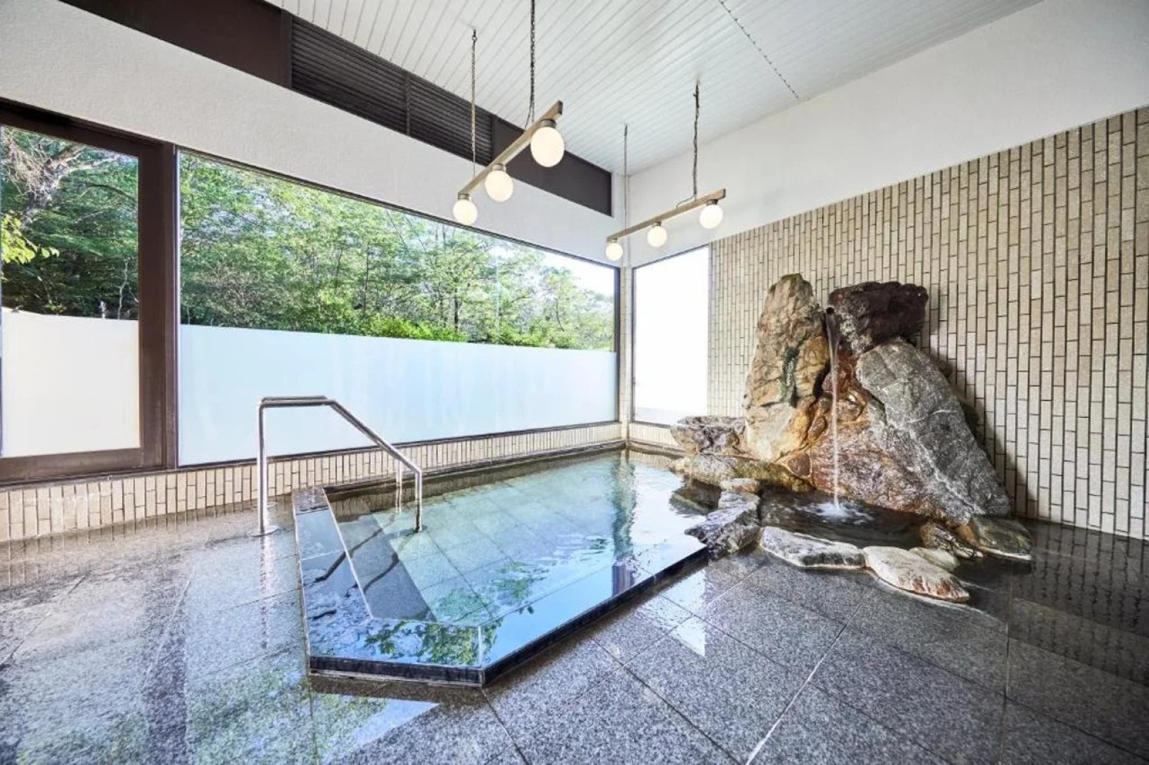 ANDO HOTEL NaraWakakusayama～DLIGHT LIFE & HOTELS～