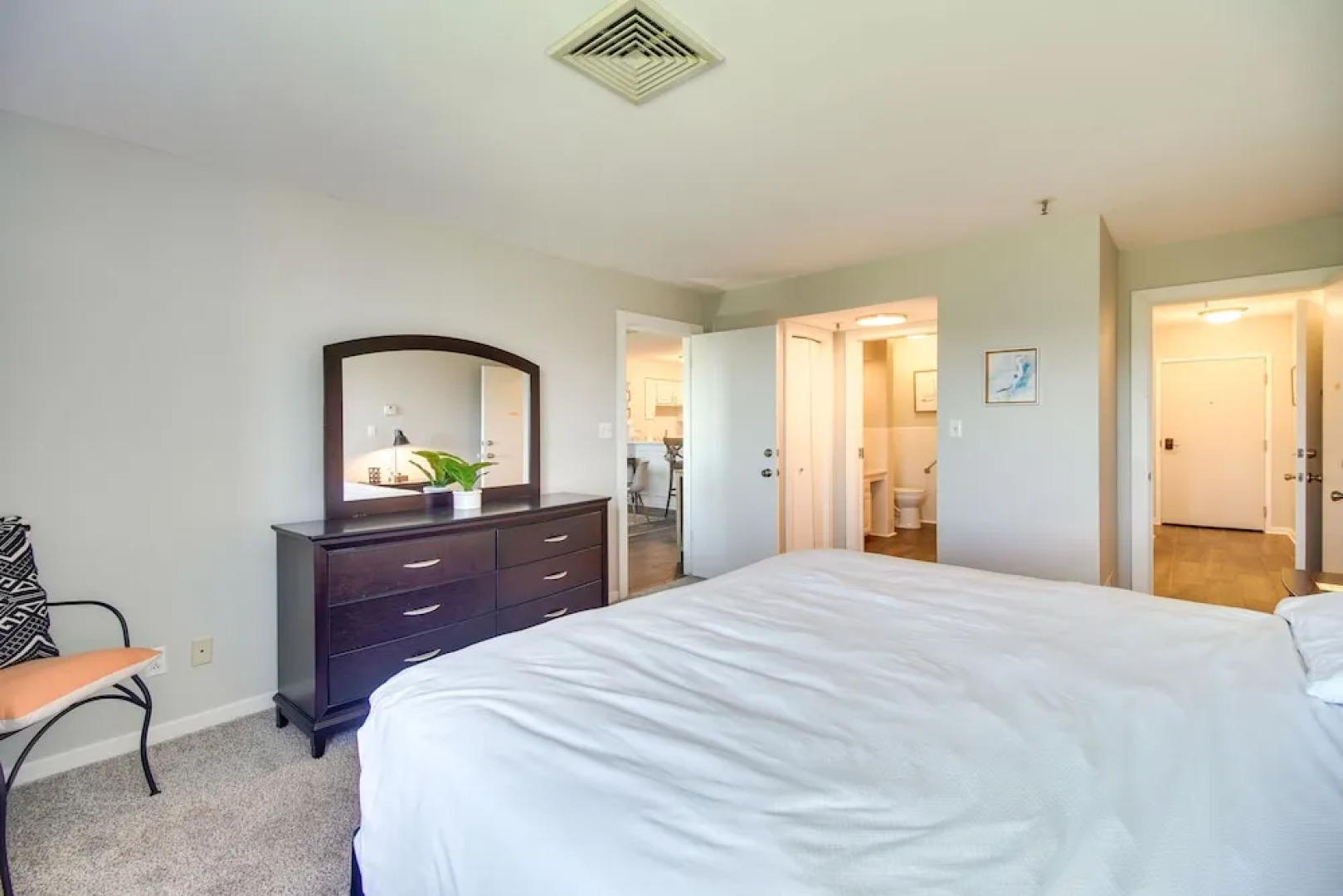 Afton Vacation Condo in Vista Towers Shangri-la!