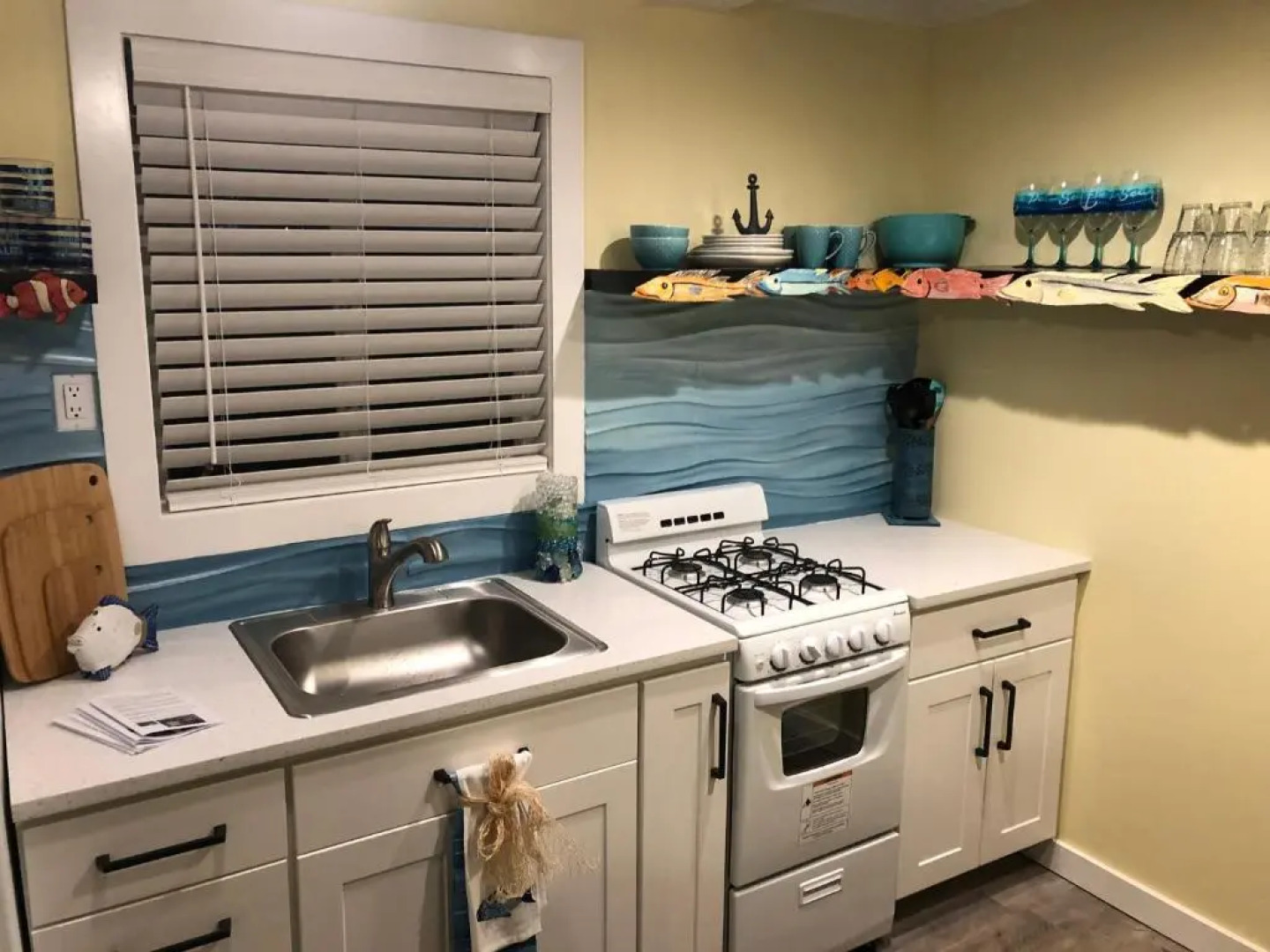 Island View Cottages