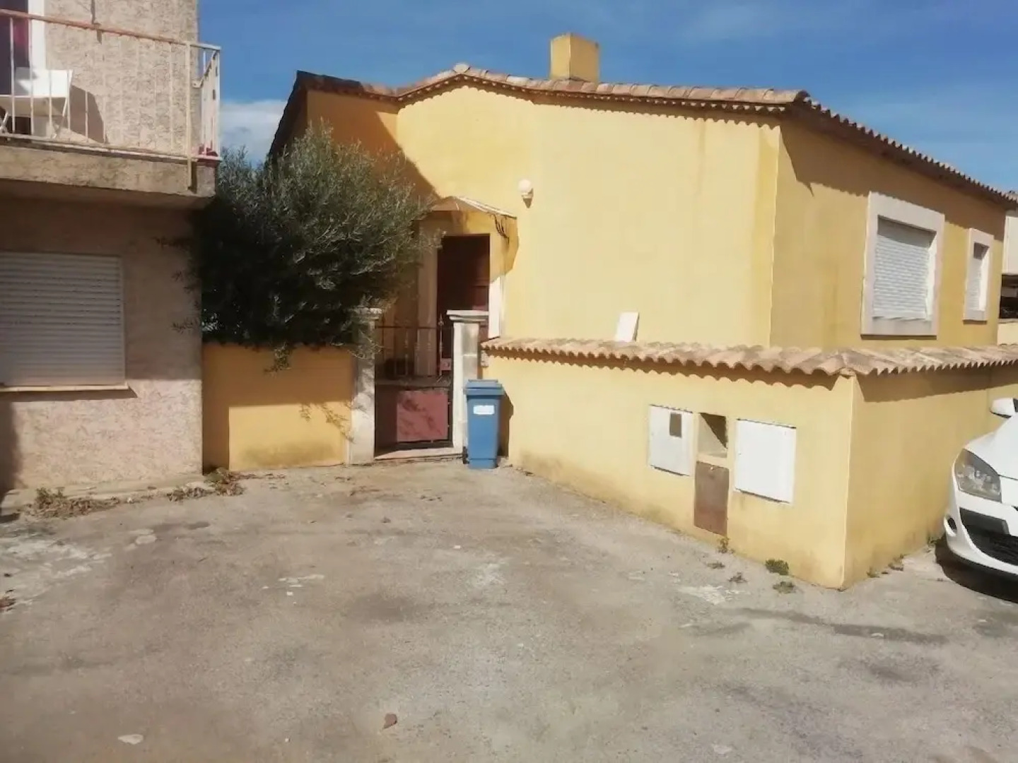 villa climatisée grande piscine 6-8 pers sans vis à vis