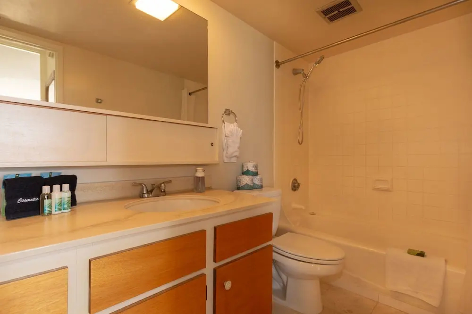 Waikiki Sunset Suite 2404