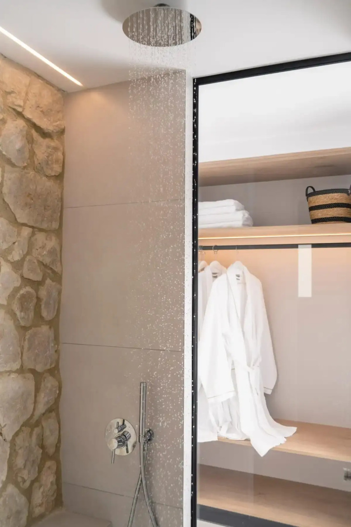 Quartano Suites by Heliessa