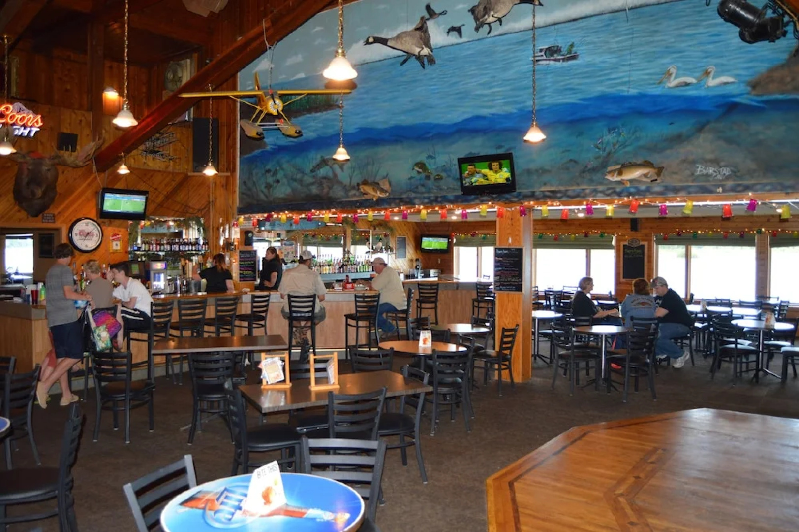 Sportsman's Lodge
