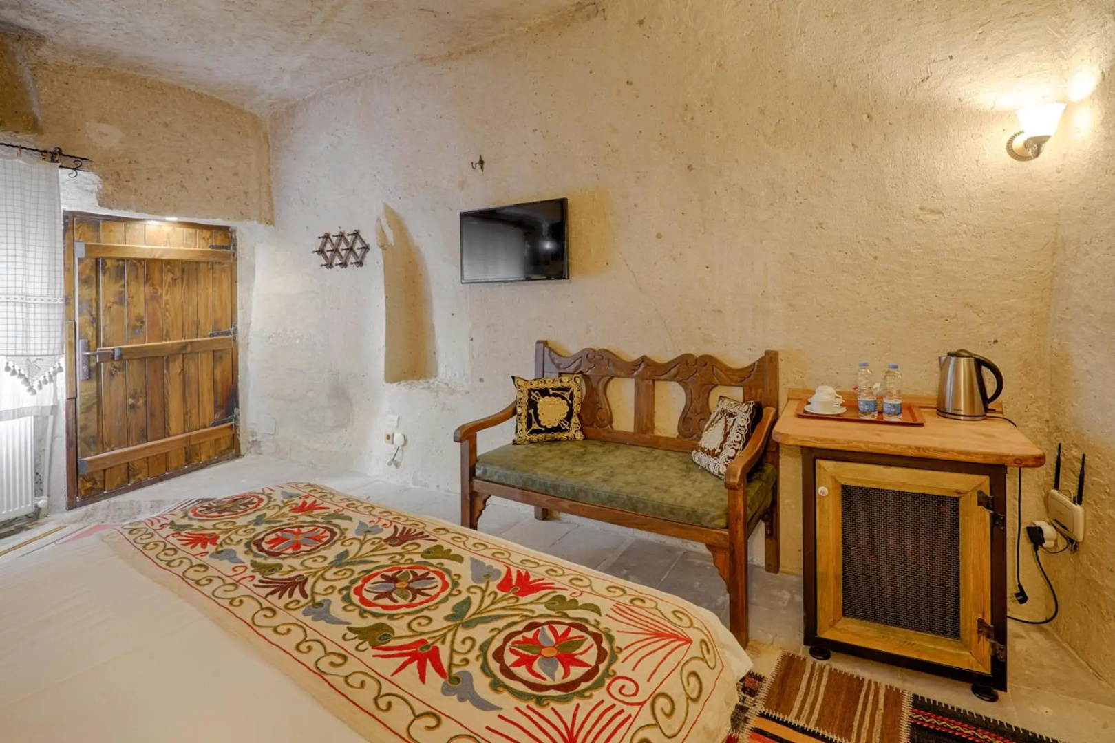 Tulip Cave Suites