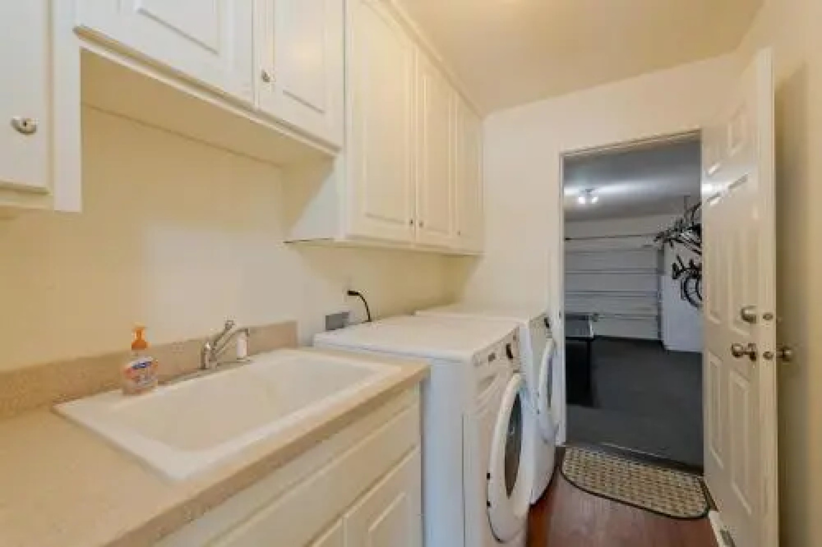 Gearhart Lakefront Vacation Rental