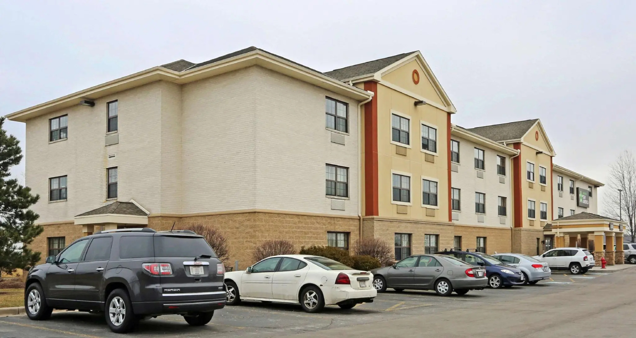 Extended Stay America Select Suites - Milwaukee - Wauwatosa