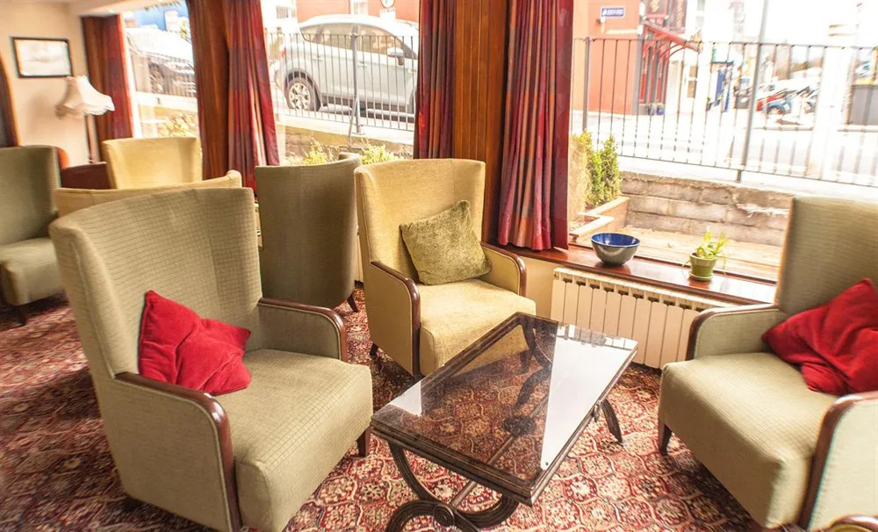 Alcock & Brown Hotel