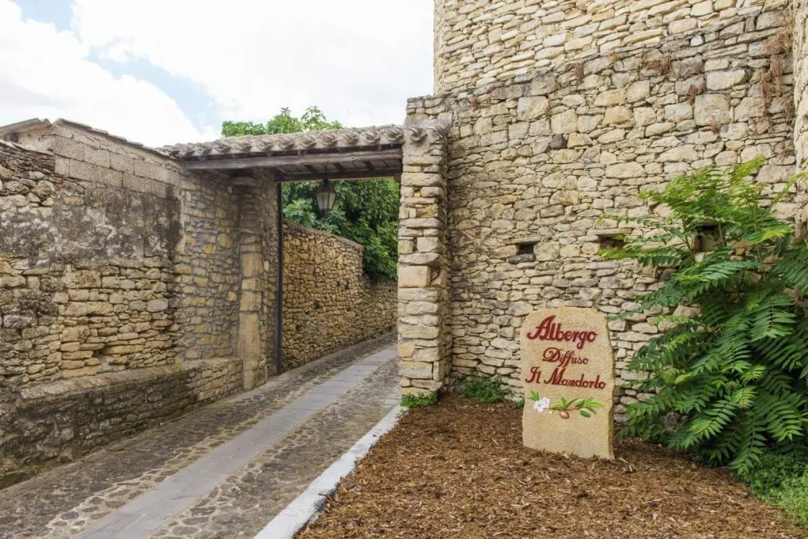 Albergo Diffuso Il Mandorlo