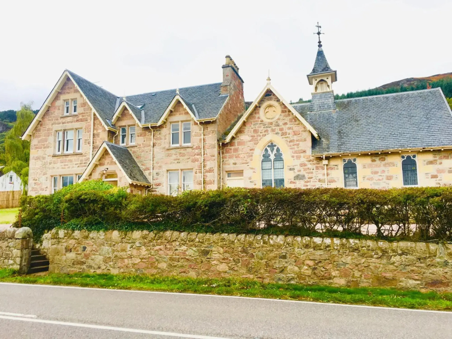 The Old Manse, Loch Ness (highland-escape)