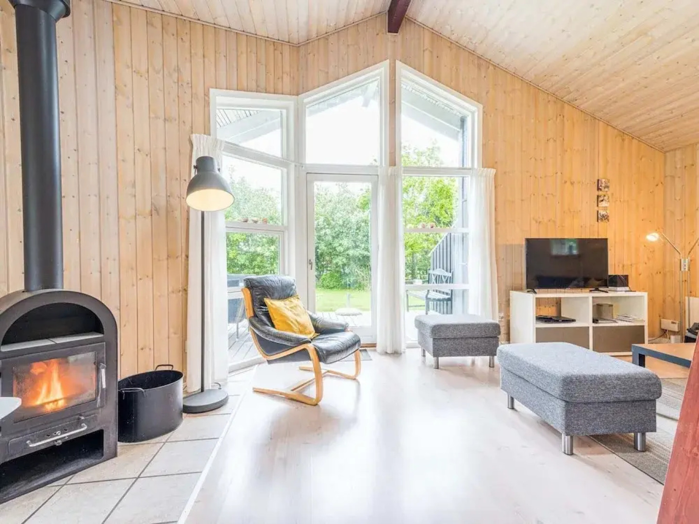6 Person Holiday Home in Hemmet