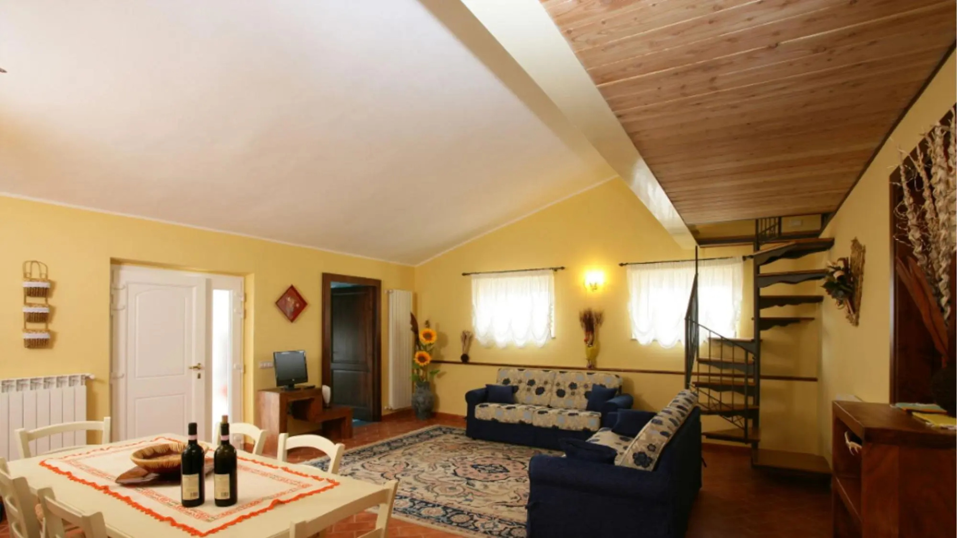 Independent Farmhouse With Pool Ideal for Groups-san Giuseppe