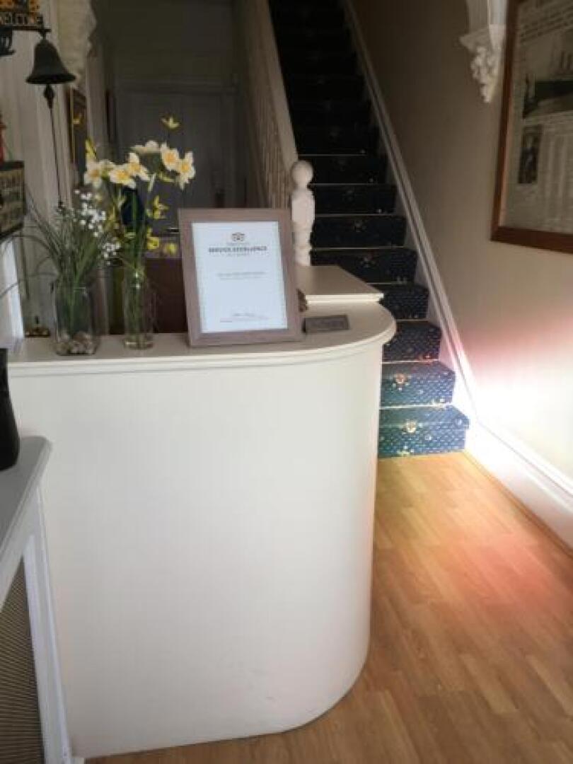 Oak Tree Guest House