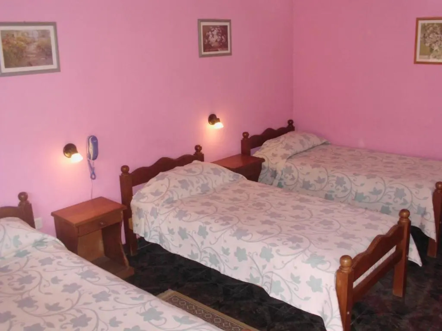 Dennisse Hotel