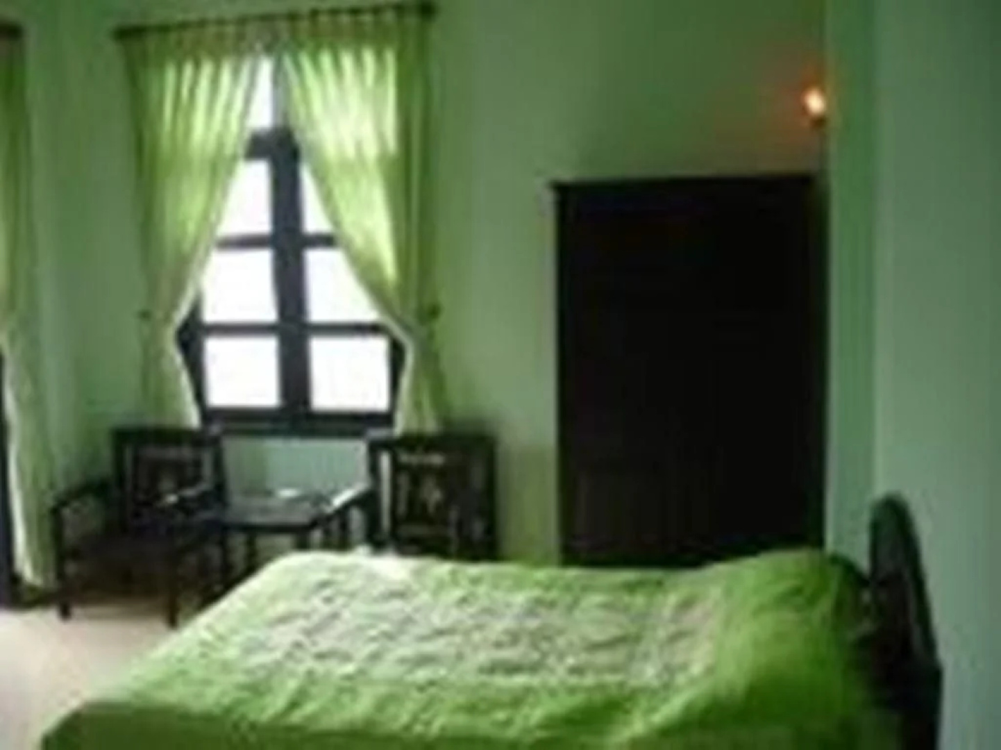 Song Cam (Peaceful Bird) Hotel