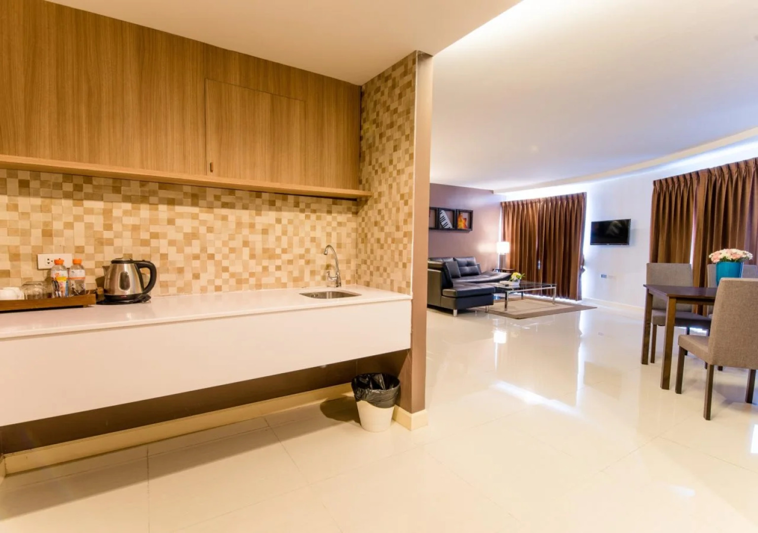 Beyond Suite Hotel