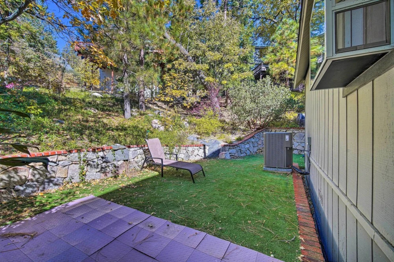 Lake Arrowhead Cabin w/ Game Room + Hot Tub!