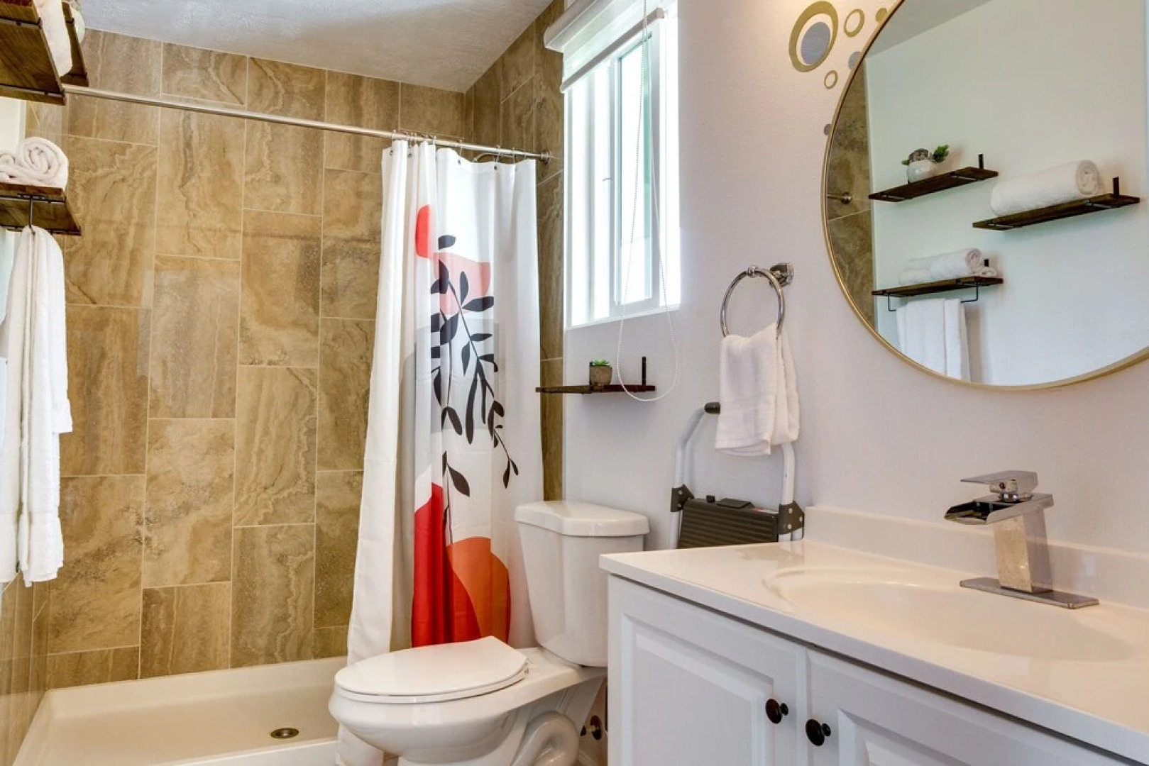 Cozy Keaau Vacation Rental - 1 Mi to Ocean!