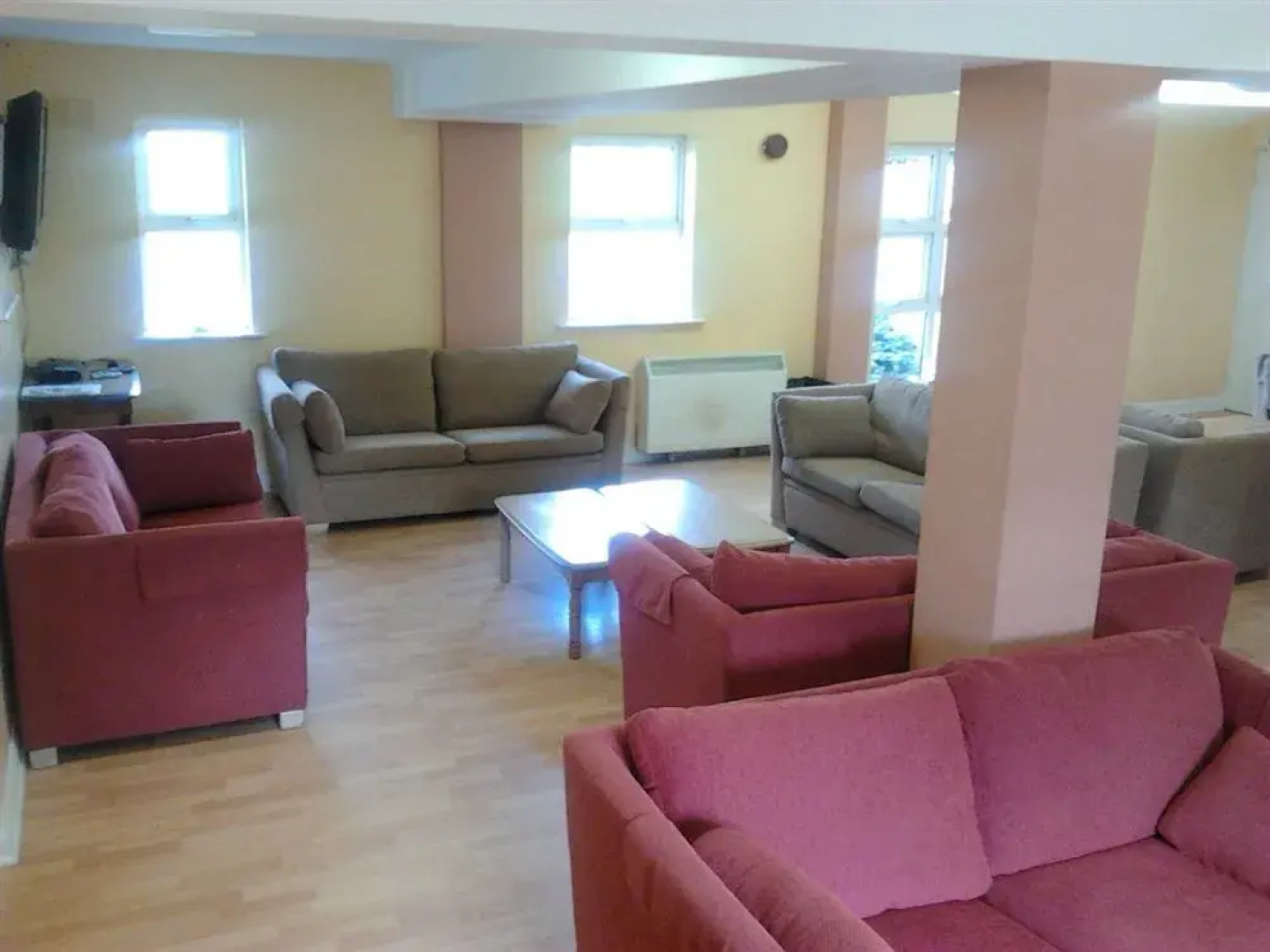 Courtbrack Accommodation - Hostel