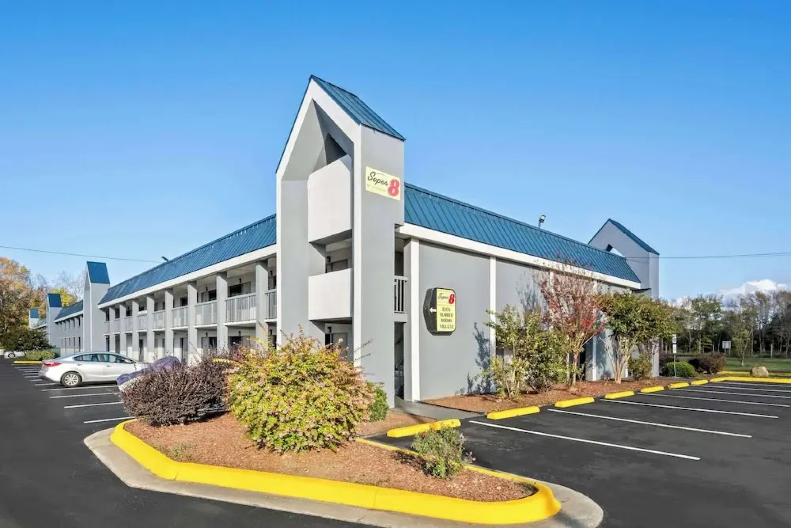 Super 8 Roanoke Rapids