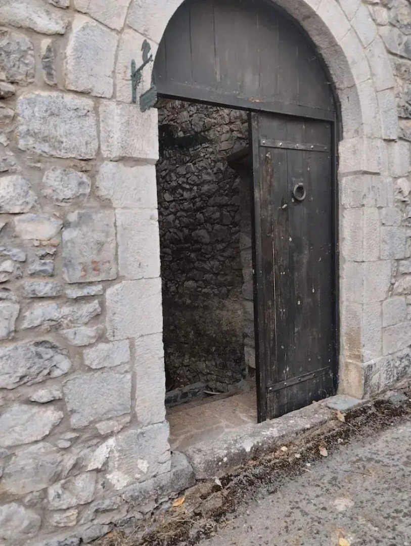 Vitina Number 5 House