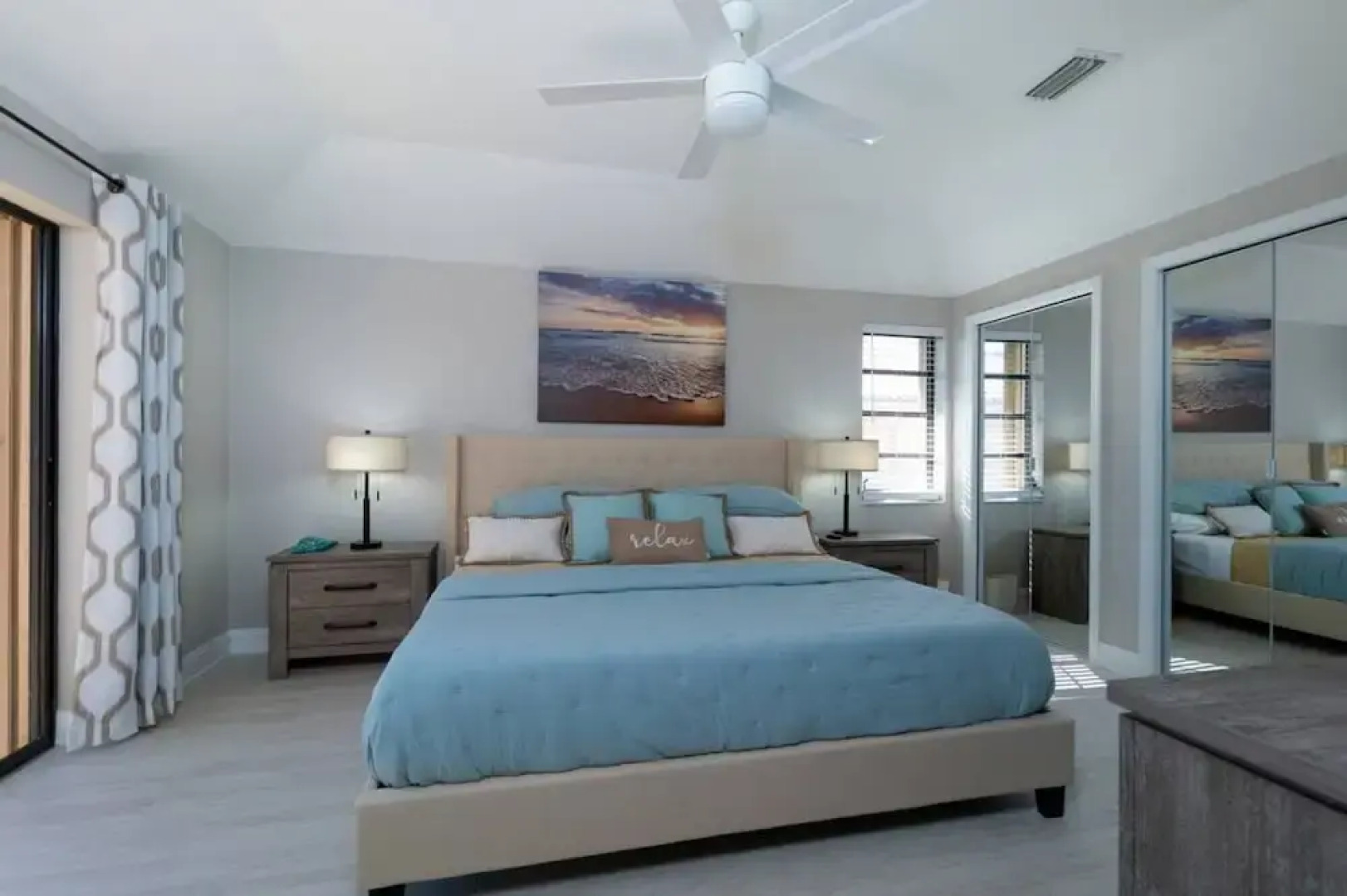 Waterfront Villa With Heated Pool Spa