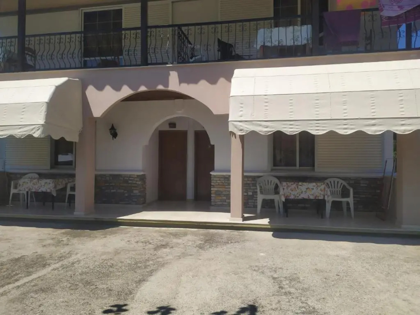 Villa Dimitris-Family Pansion