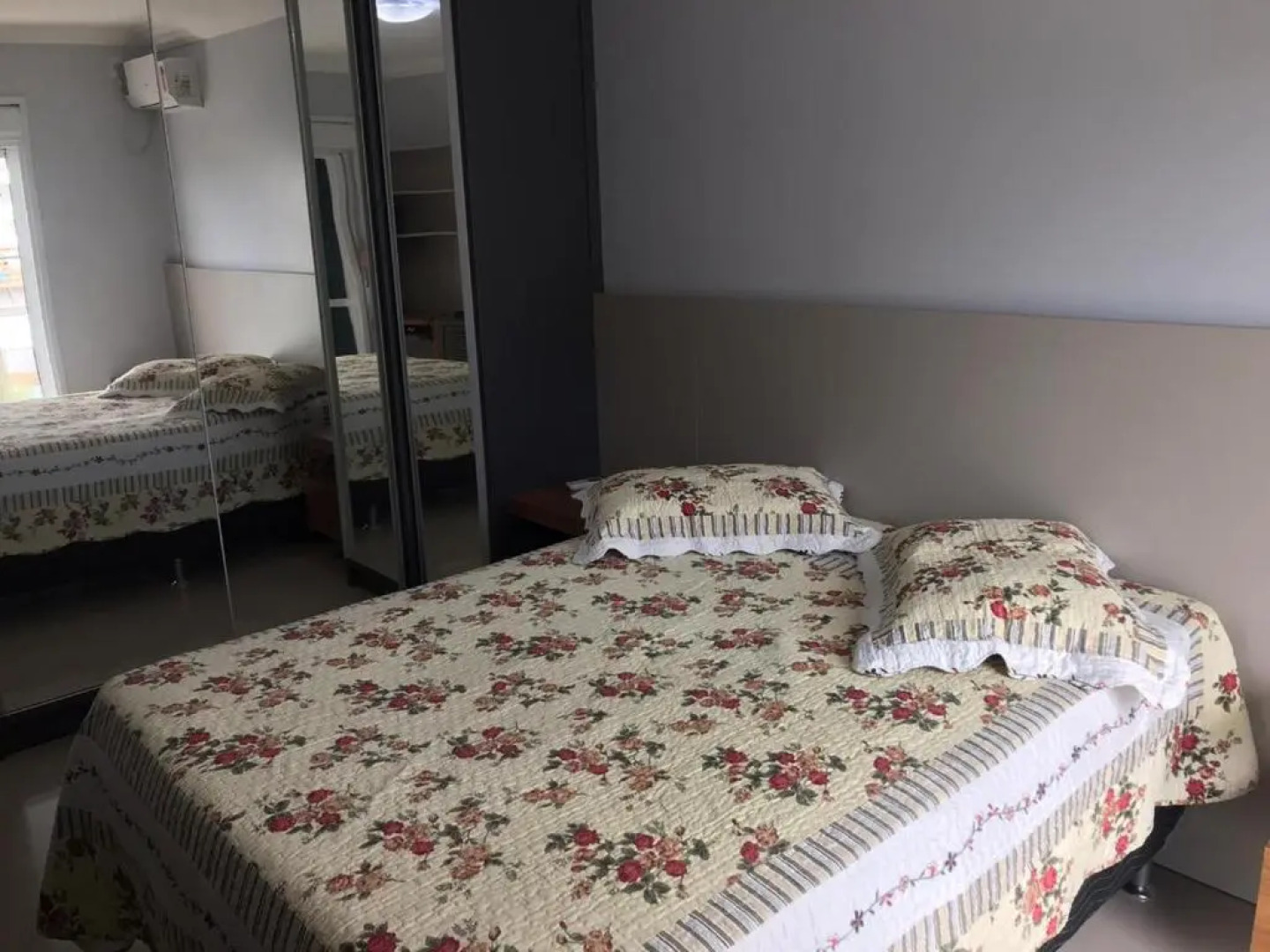 Apto. 03 Quartos à 500m da Praia