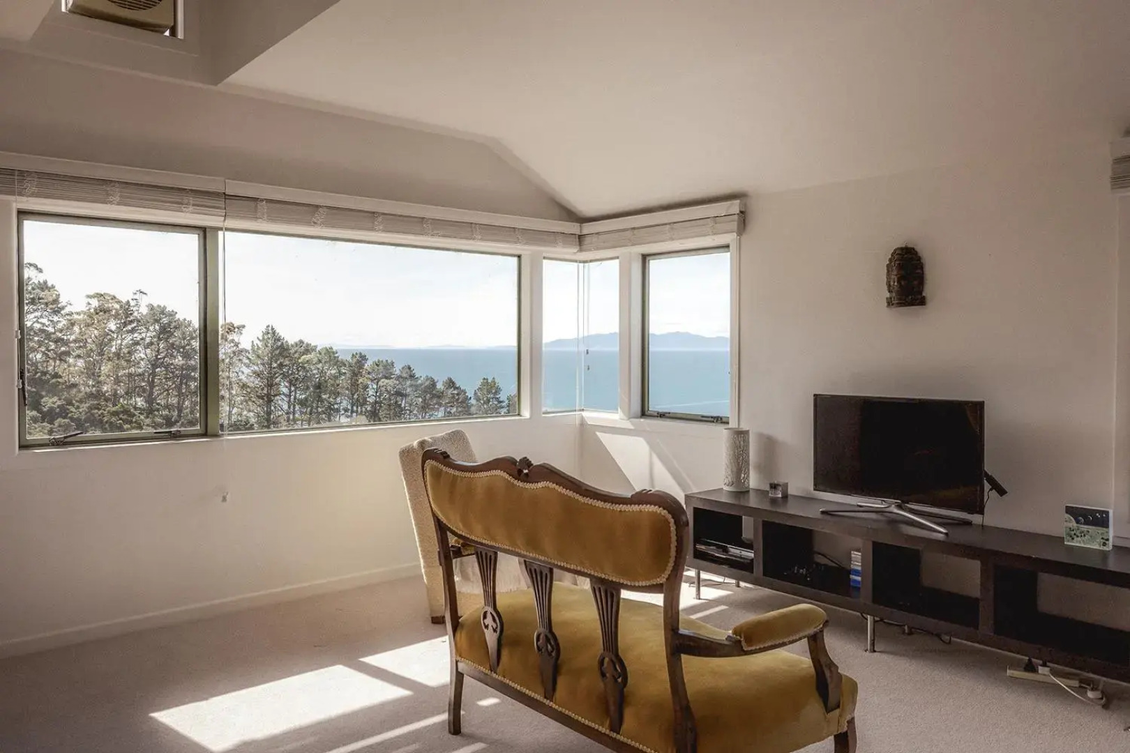 Seaview Sojourn - Waiheke Escapes