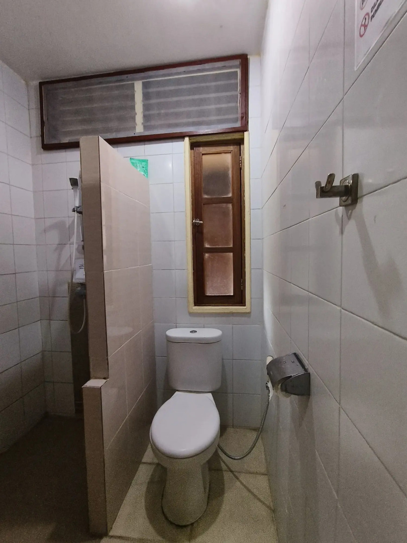 Pandu Lakeside Hotel Tuktuk